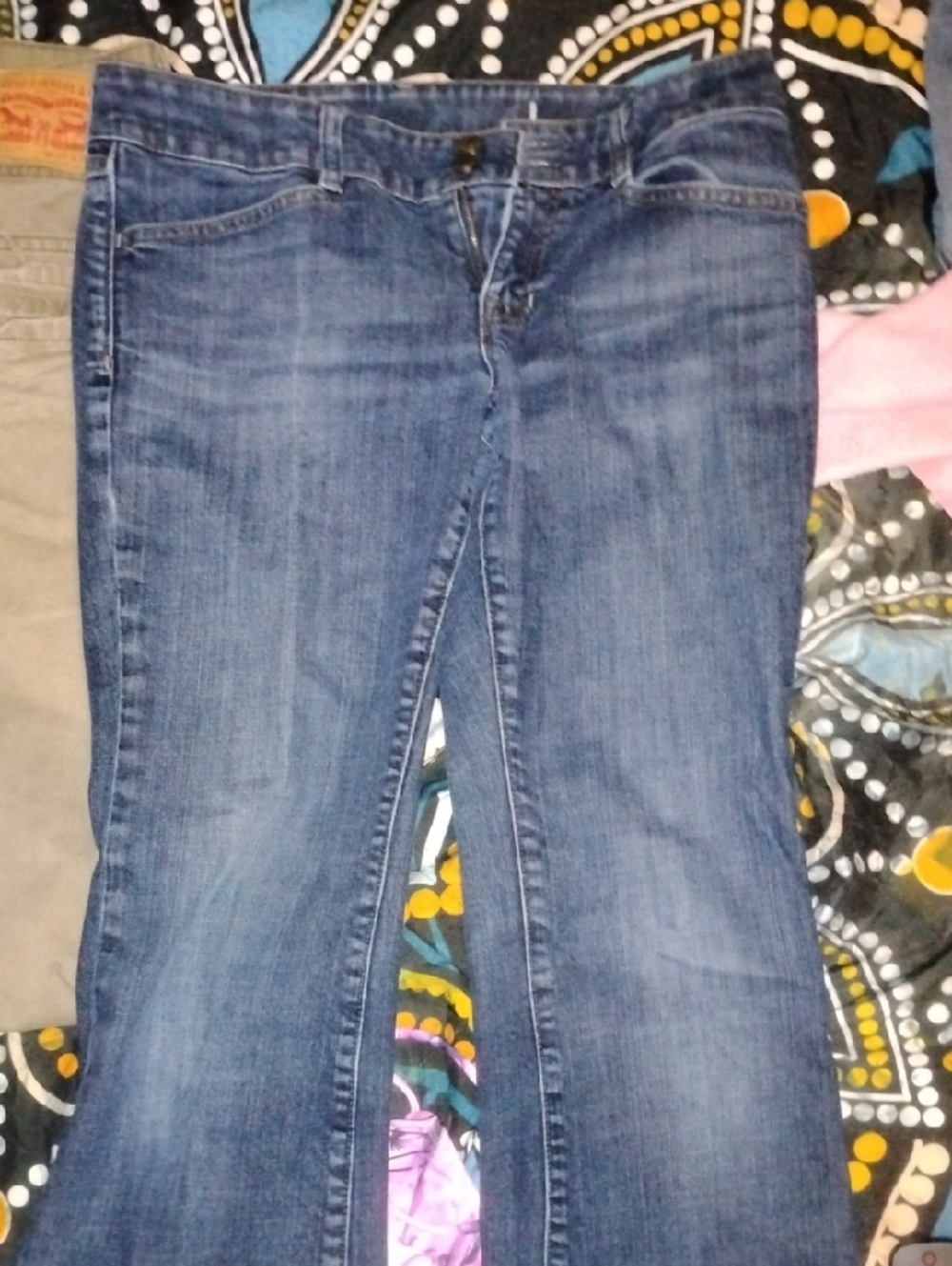 GAP Women's Boot Cut Jeans in Medium Blue size 8A